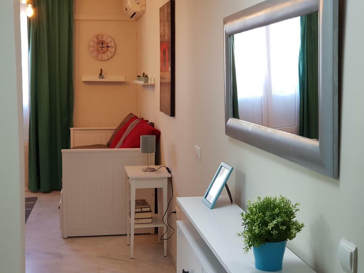 **** Genuar Apartments Malaga Center ภายนอก รูปภาพ