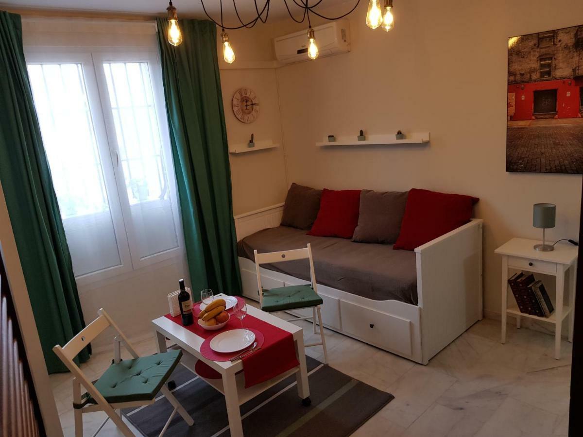 **** Genuar Apartments Malaga Center ภายนอก รูปภาพ