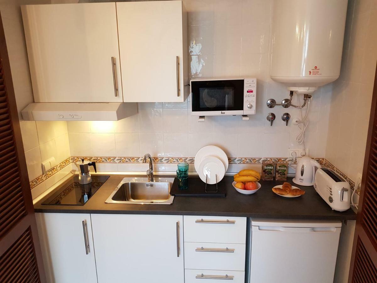 **** Genuar Apartments Malaga Center ภายนอก รูปภาพ