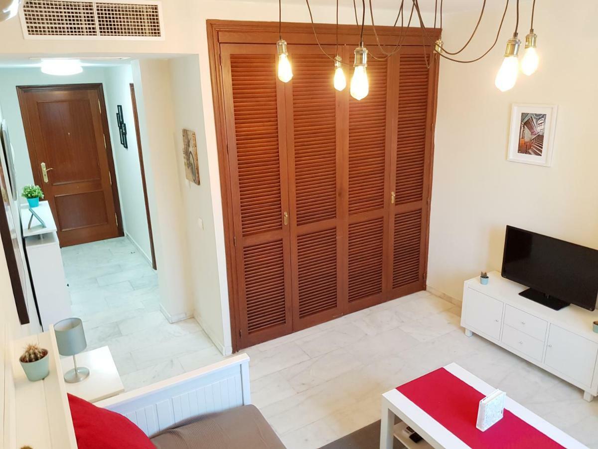 **** Genuar Apartments Malaga Center ภายนอก รูปภาพ
