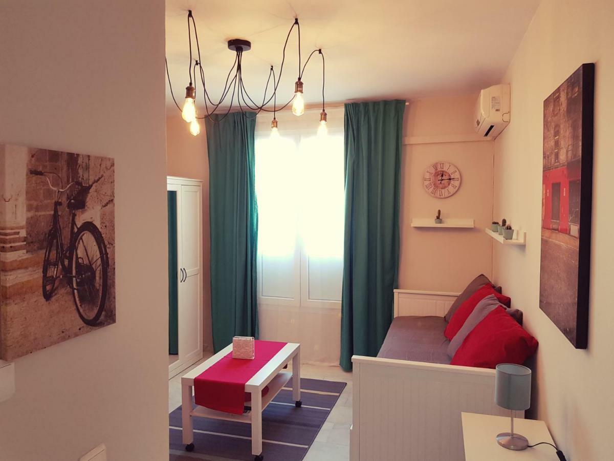 **** Genuar Apartments Malaga Center ภายนอก รูปภาพ