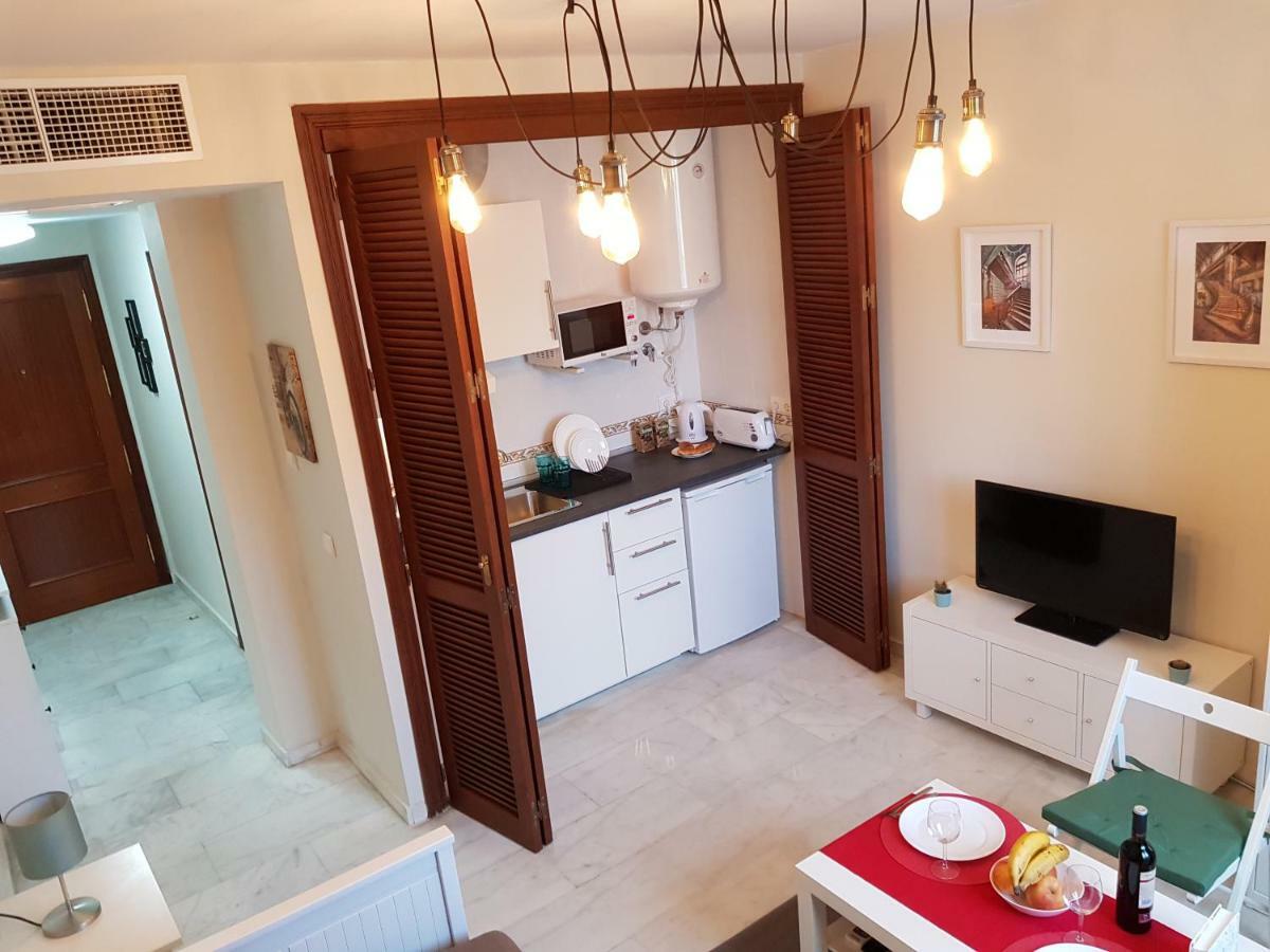 **** Genuar Apartments Malaga Center ภายนอก รูปภาพ